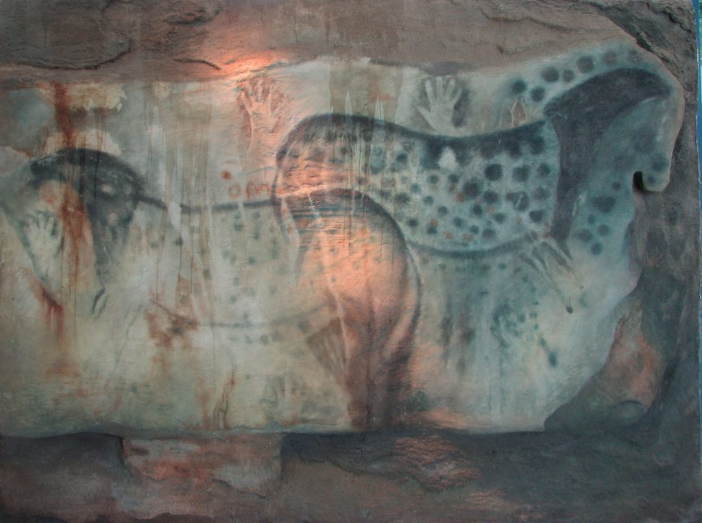Replica of a cave painting from Pech Merle, situated in the Lot département of Occitania, France. Courtesy: Wikipedia